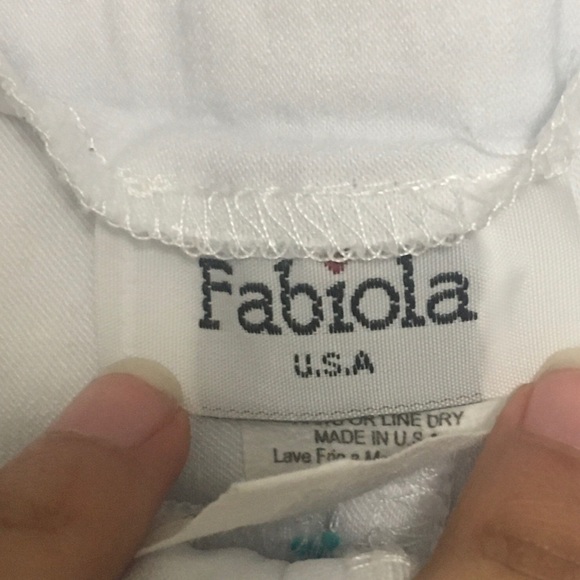 Fabiola USA- white shorts girls xs - Picture 5 of 7